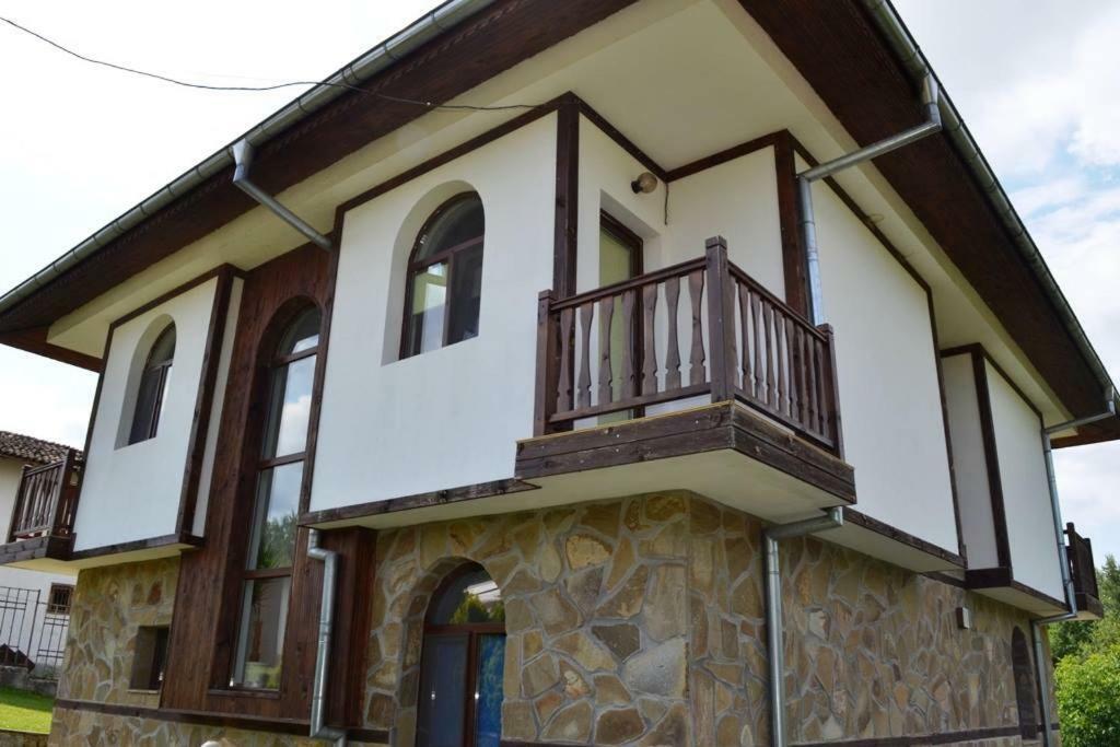 Sichanova Guest House Brŭchkovtsi Eksteriør billede